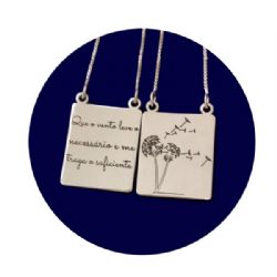 Escapulário De Prata Flor Dente De Leão Com Frase