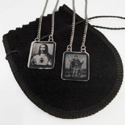 Escapulário Aço Sagrado Coração de Jesus e Santo Expedito